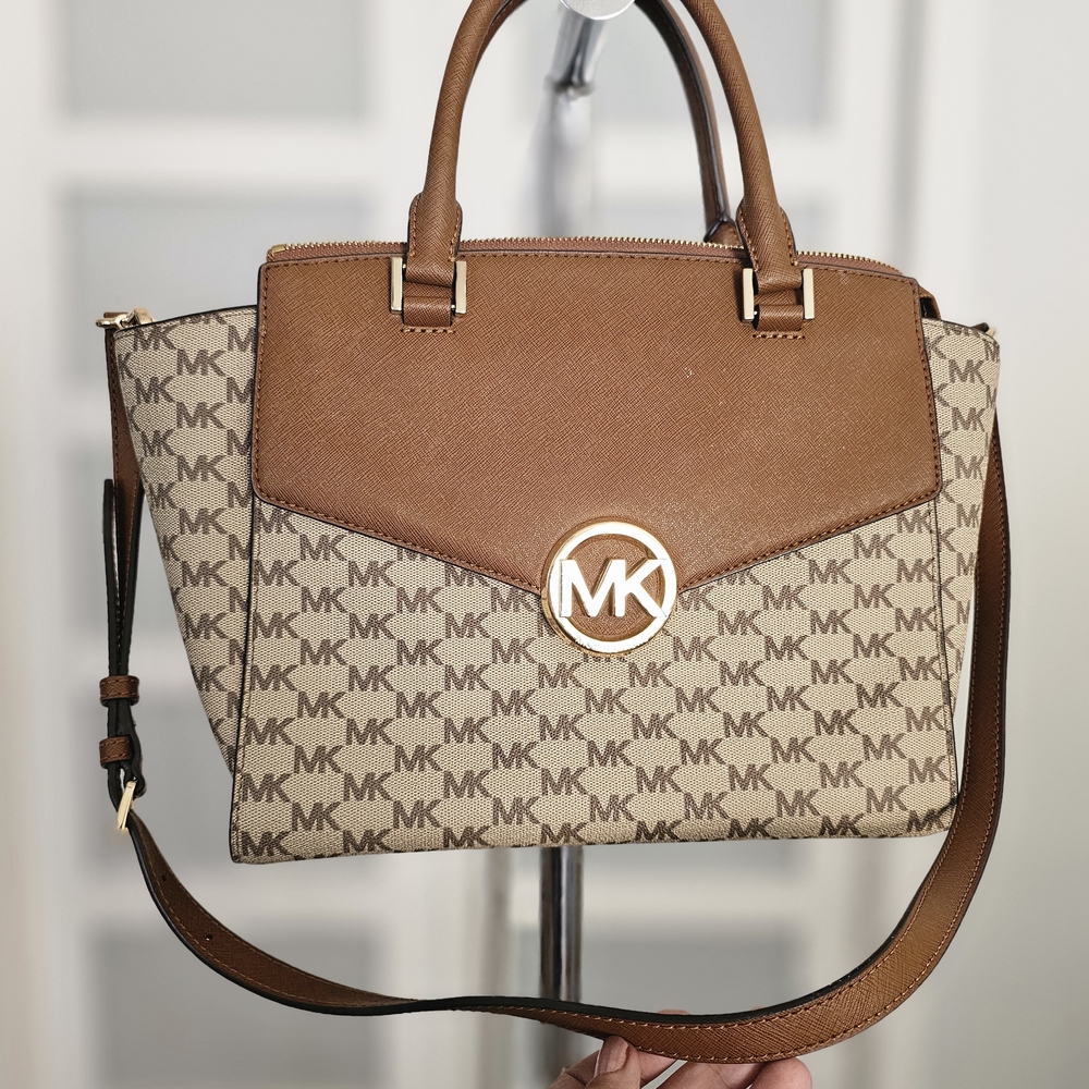 097. Michael Kors Brown and Tan Women's Bag